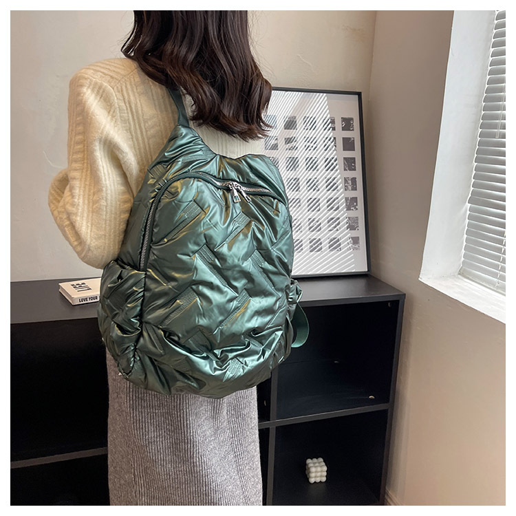 Solid Color Street Women's Backpack display picture 1