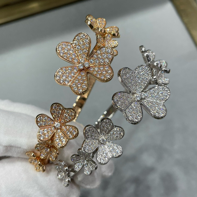 Vanjia Clover Full Diamond Open Bracelet Women's V Gold Plated 18K Rose Gold 7 Flowers Clover Diamond Bracelet