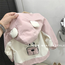 女童外套春秋新款儿童洋气秋季风衣宝宝时髦休闲连帽秋装上衣外贸