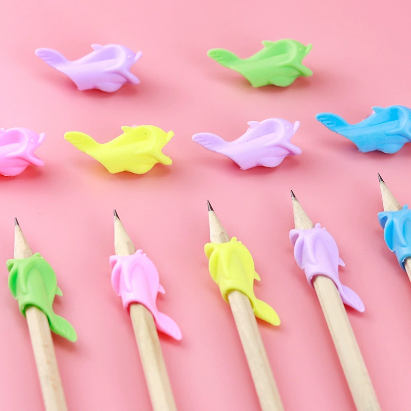 Маленький захват для ручки с рыбой Детский сад Детский захват для ручки Корректор для учеников Правильный захват для письма