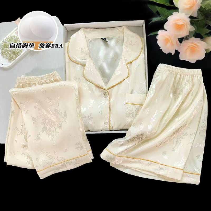 [가슴 패드가 포함된 3종 세트] 샴페인 내셔널 스타일