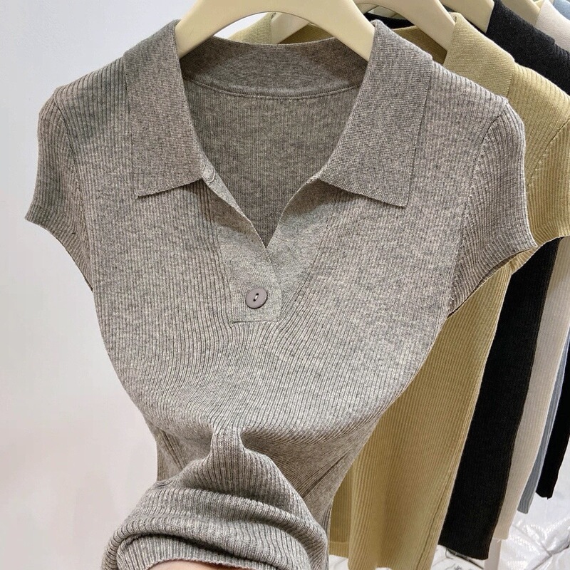 2026 Spring New Old Money Style Small V-Neck Polo Knit Shirt for Women, Single Button Turn-Down Collar Short-Sleeve T-Shirt, Regular Shoulder Top 2026 Spring New Old Money Style Small V-Neck Polo Knit Shirt for Women, Single Button Turn-Down Collar Short-Sleeve T-Shirt, Regular Shoulder Top