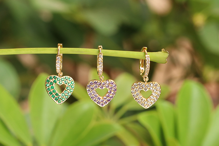 Korean Hollow Green Zircon Peach Heart-shaped Earrings Wholesale display picture 2