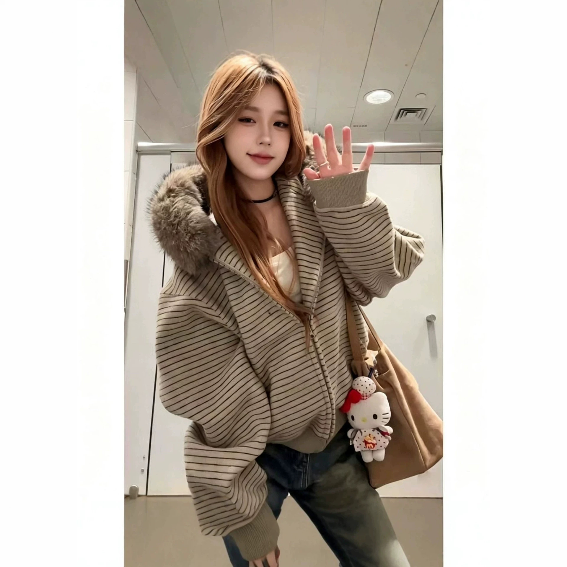 American retro striped hooded sweatshirt jacket for women, loose fit, fur collar, zip-up cardigan, perfect for autumn and winter. (ins)