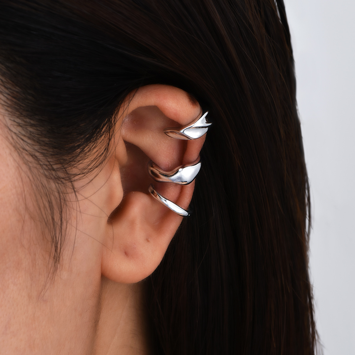 Europa y los Estados Unidos transfronterizos venta caliente estilo francés simple estilo de moda abierto anillo sin orejas joyería orejas agujeros de papel de estanque orejas clips hueso