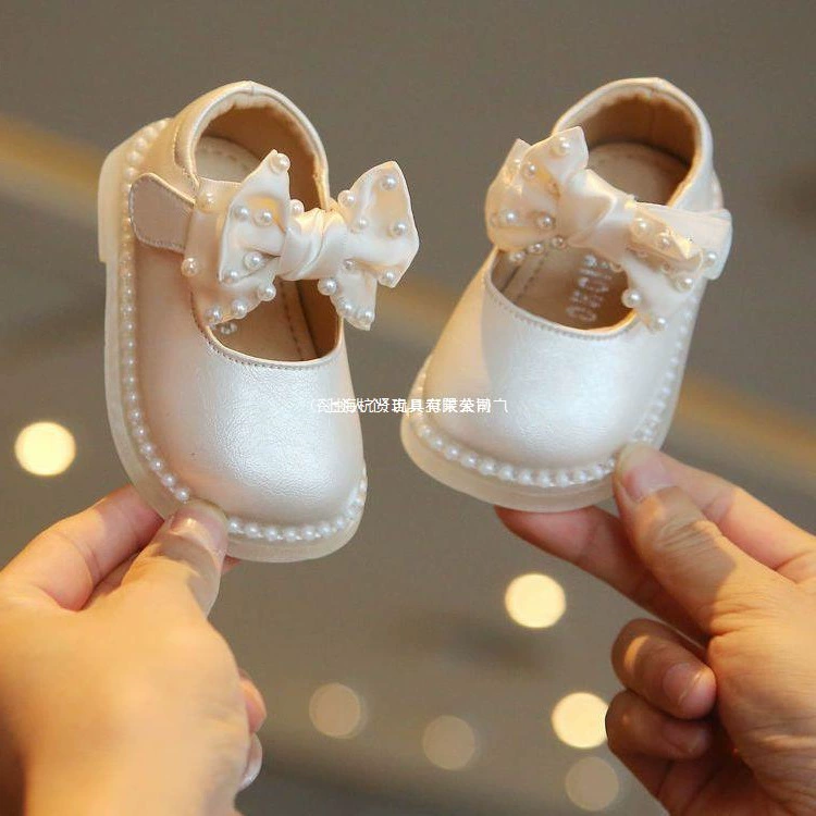 Кожаная обувь для маленьких девочек, обувь принцессы для девочек одного года на мягкой подошве, детская обувь для первого дня рождения, весенне-осенняя обувь для малышей