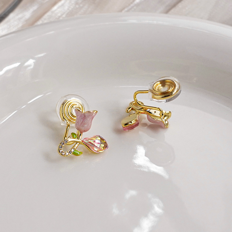 Sweet Design, Zircon Flower Earrings, Female No Earhole Mosquito Incense Plate, Painless Ear Clip, Versatile Girl Earrings