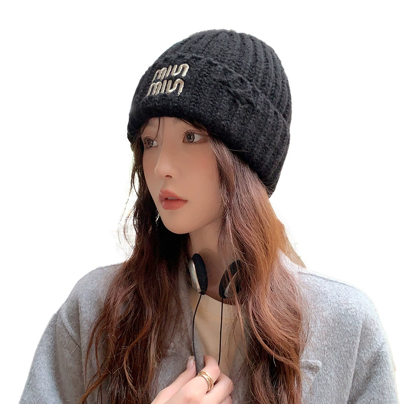 Demi-season windproof knitted hat, Korean style