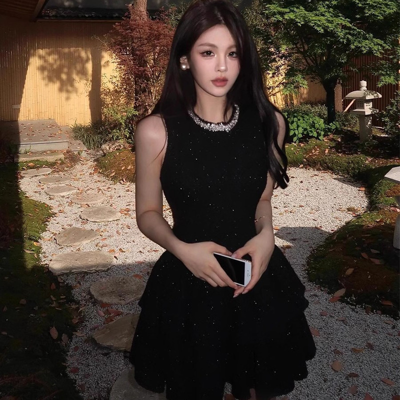Beautiful Hot Girl Waist Dress Women's French Style Elegant Daughter High-End Little Black Dress Birthday Dress Short Skirt
