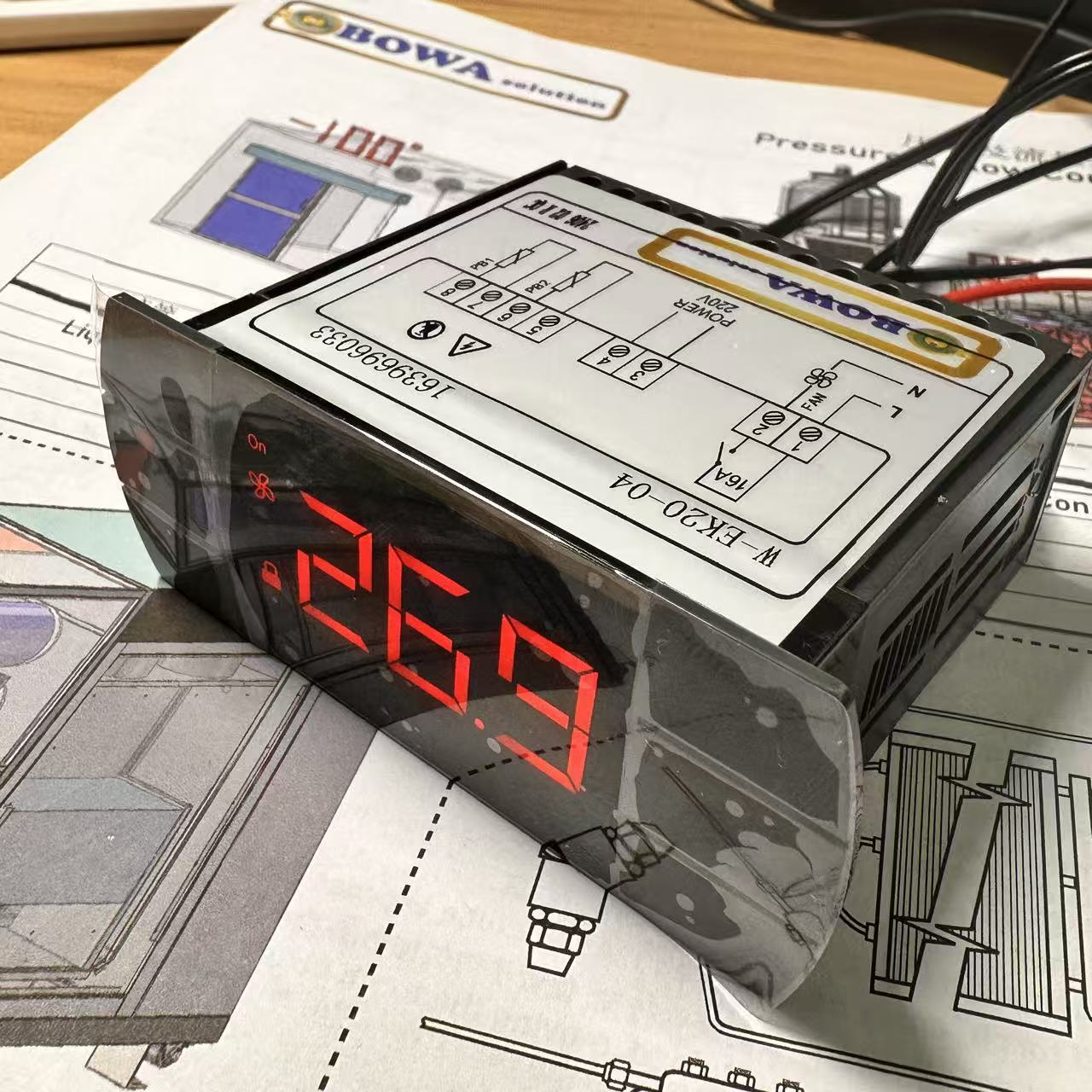 通用型冷凝温度控制器用于冷干机风扇启停控制稳定高压并显示露点