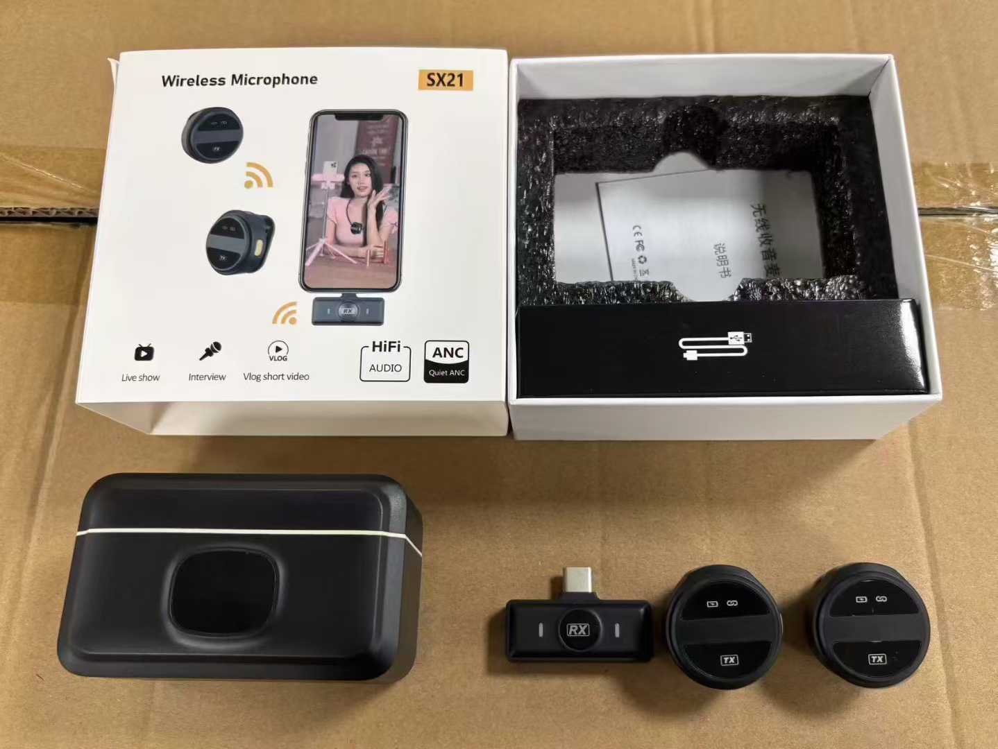 Q8 botón clip de cuello inalámbrico micrófono de pantalla digital grabación de teléfono móvil radio clip de micrófono rojo en vivo con mini micrófono