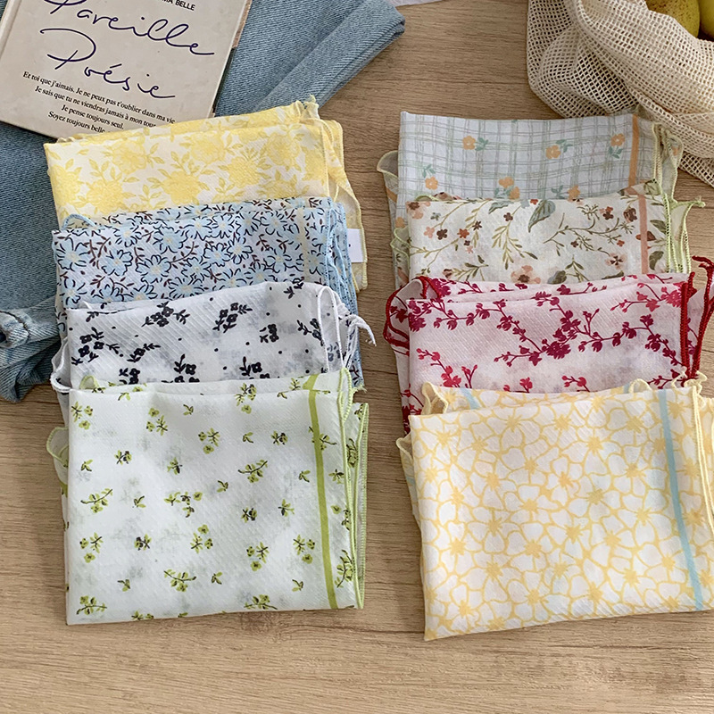 Bufanda de seda nuevo estilo protector para el cuello bufanda para el cuello pequeño y fresco pañuelo floral a cuadros cinturón para el cabello para atar el cabello bufanda triangular multiusos para atar la cintura