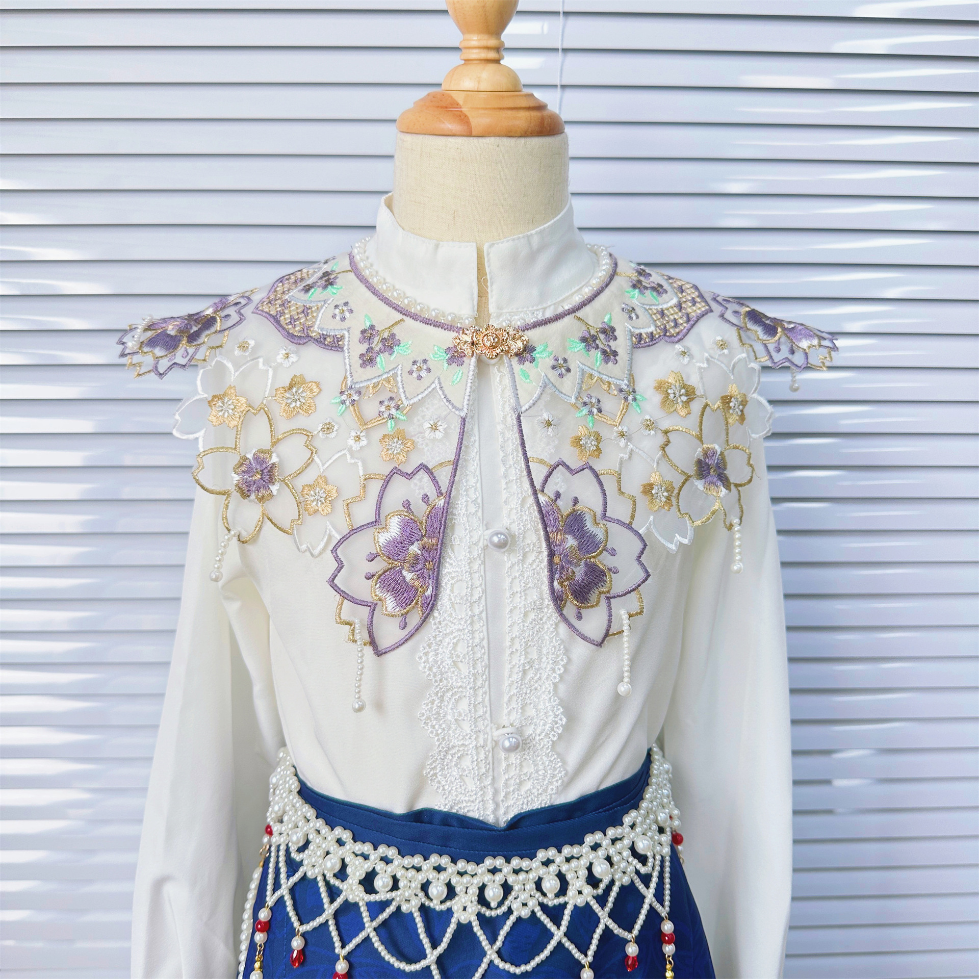 Collar bordado colorido con cuentas borla collar flor estilo antiguo hanfu chaleco falda niños vestido de mujer a juego collar falso