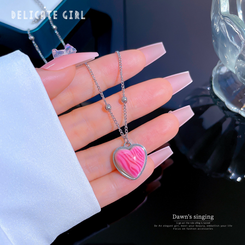Sweet Heart Shape Stainless Steel Plating Pendant Necklace