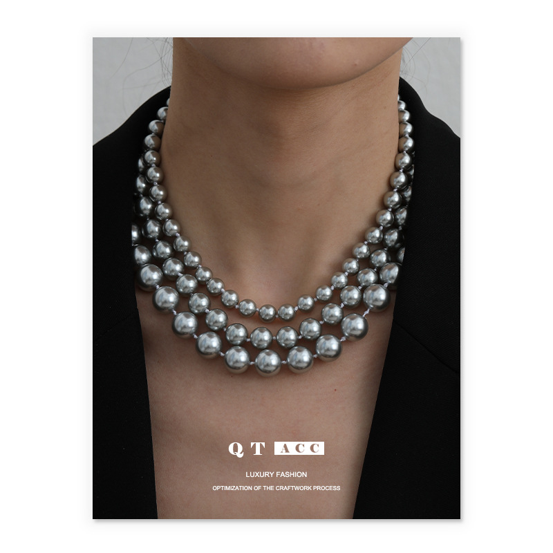Necklace from pearl