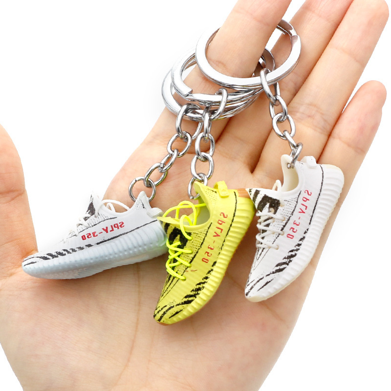 Coconut keychain 350v2 basketball sneakers model personalized creative gift trendy toy jewelry pendant ornaments Coconut keychain 350v2 basketball sneakers model personalized creative gift trendy toy jewelry pendant ornaments