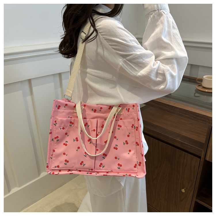 Large-capacity canvas student class 2024 Autumn new Korean-style trendy and personalized printed tote handbag for women undefined