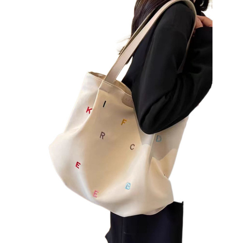 Large-capacity canvas bag for women, 2024 new fashion embroidered letter shoulder bag, fresh and clean student tote bag