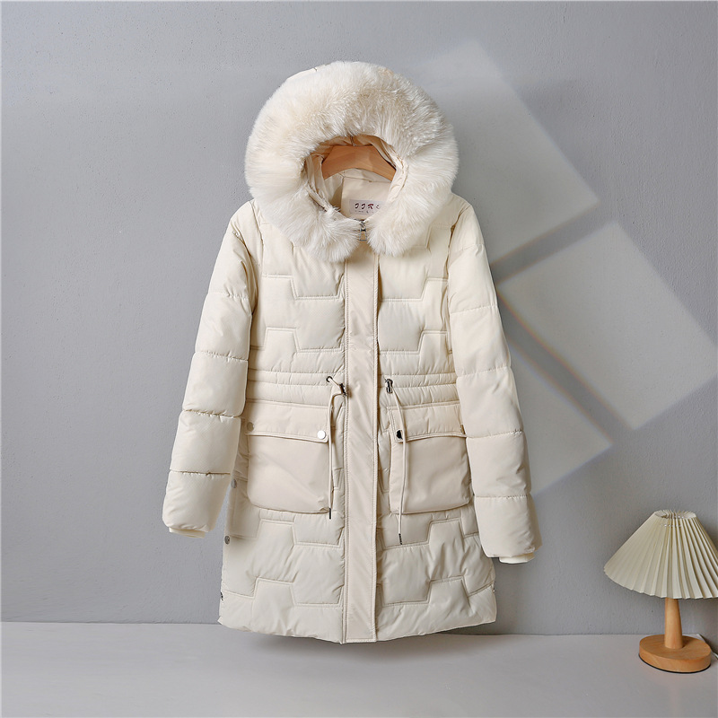 Ropa de algodón para mujeres de invierno largo nuevo cuello de cabello grueso con capuzas de moda de algodón delgada amiga de la moda de abrigo de algodón