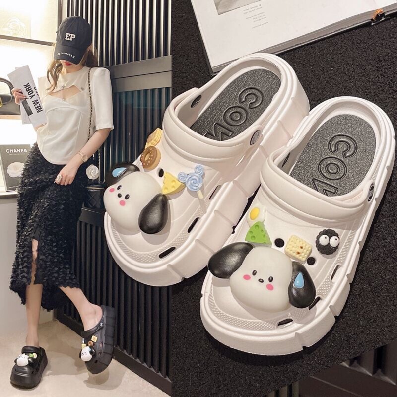 Cross-border summer cartoon cute funny big eye hole shoes outdoor leisure non-slip couple sandals wholesale