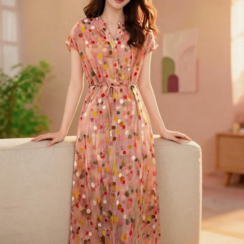 Elegant Polka-Dot Plus-Size Dress for Middle-Aged and Elderly Women, New Summer Style, Loose-Fitting and Slimming Long Dress Suitable for Mothers