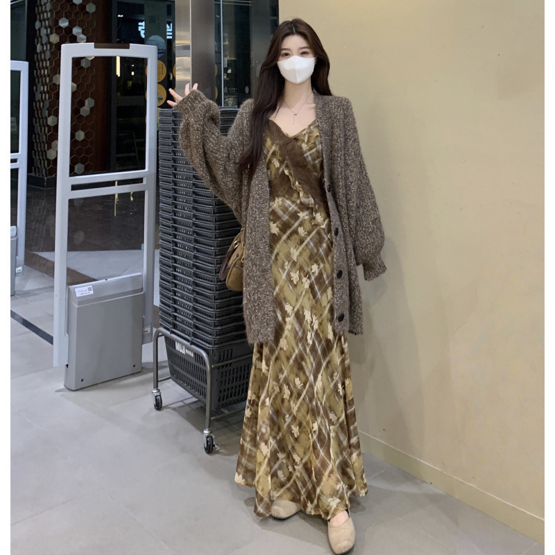 大码软糯开衫宽松大版毛衣外套温柔气质碎花裙连衣裙女无袖长裙|undefined