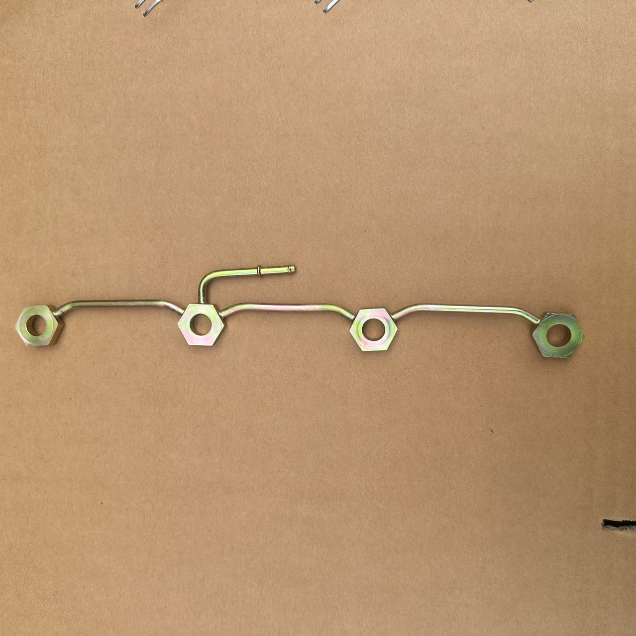 Suitable for Mitsubishi Pajero 4D55 4D56t 4D56 engine oil pipe MB083662 MD084930