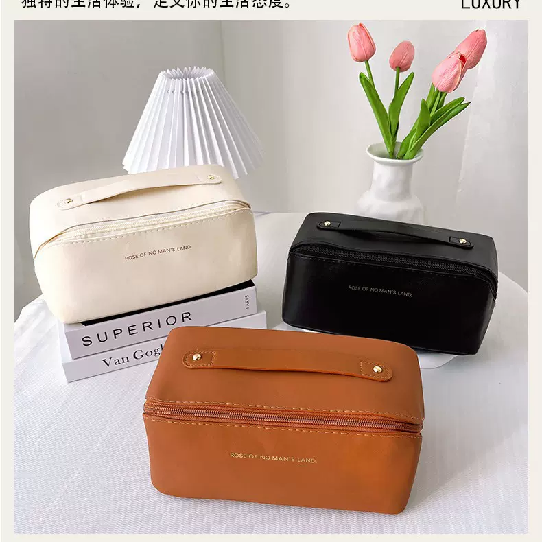 PU枕头包女ins化妆包大容量化妆品收纳包旅行手提收纳袋储物ins风