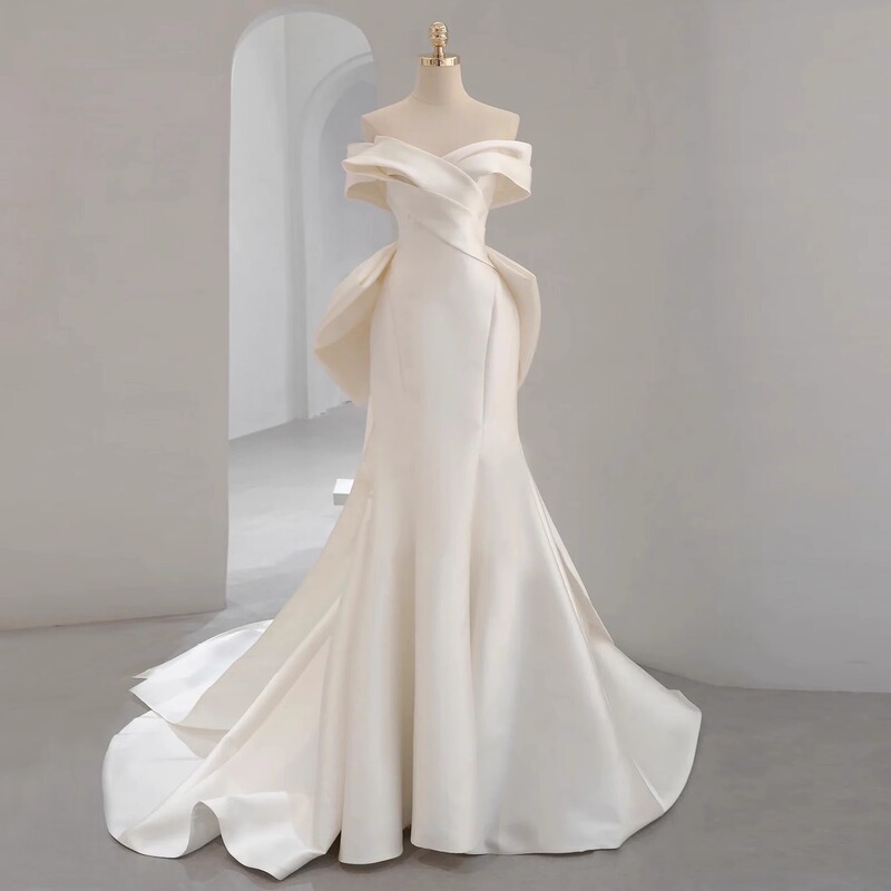 French Satin Wedding Dress New Fashion Bridal Fishtail Outing Veil Main Veil Tail One-Shoulder Welcome Light Dress