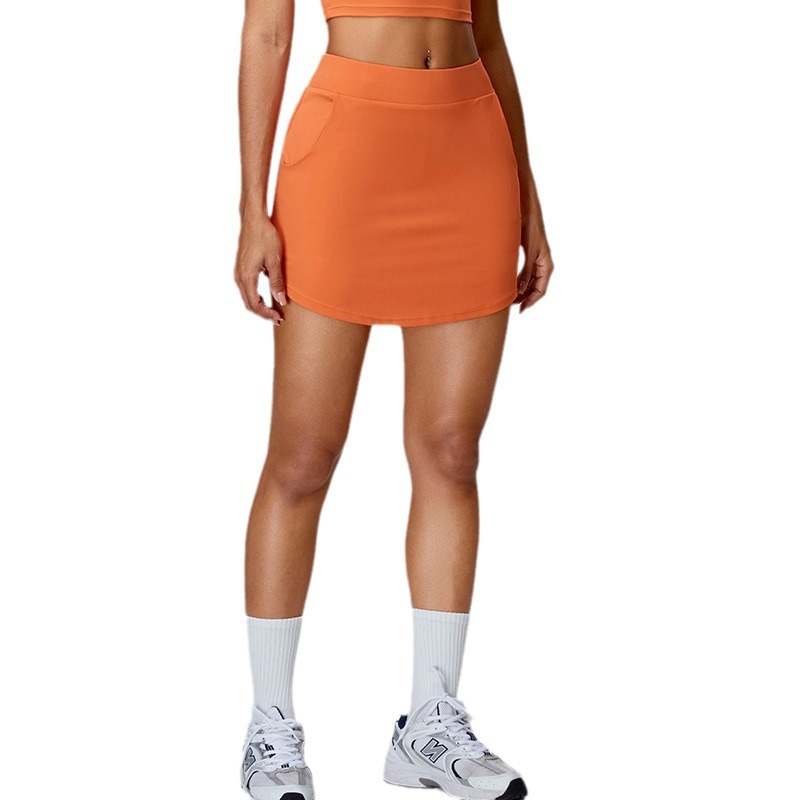 Primavera y verano nueva línea de moda deportes falda slim fit todo partido anti-exposición cadera falda al aire libre casual tenis culottes