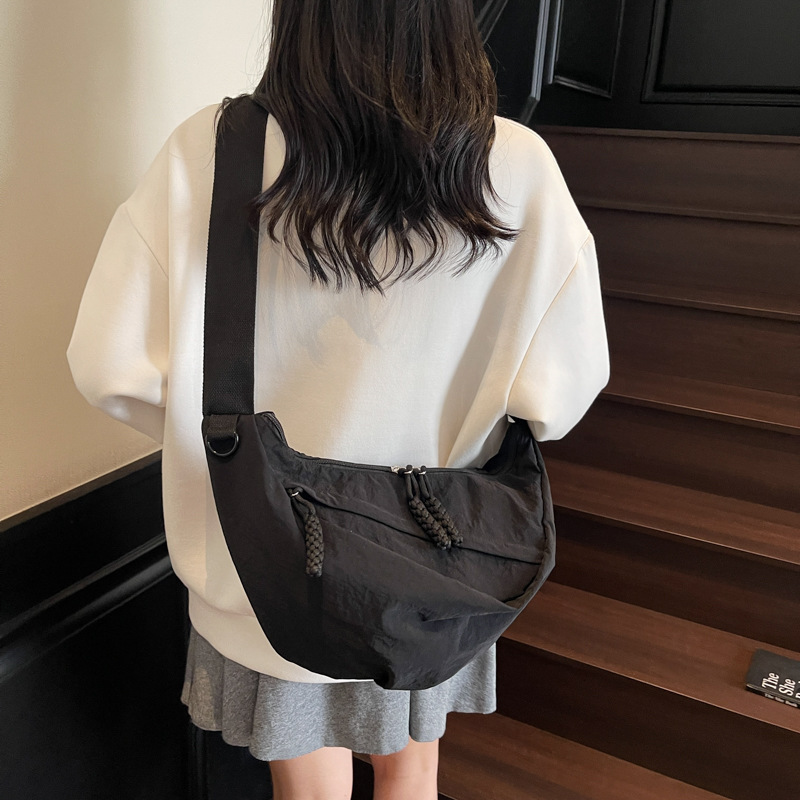 跨境饺子包女简约通勤慵懒风大容量单肩包休闲韩版运动骑行斜挎包|undefined
