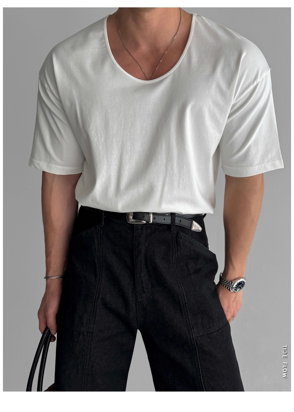 Silky Stretch Men's U-Neck T-Shirt - Lightweight Breathable Short Sleeve Top For Summer Comfort & Active Wear_viptrois.com