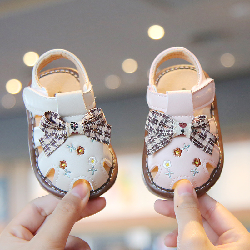 Baby non-slip toddler shoes summer baby girl princess cute shouting shoes Velcro girl bow sandals