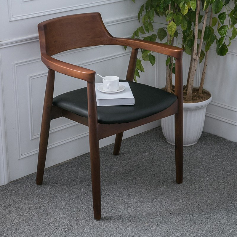 Silla de comedor de madera maciza S32 (a partir de dos)