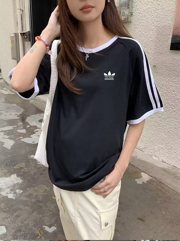 国境を越えたクローバー刺繍の基礎金丸襟半袖男女カップルtシャツゆるい純綿上着半袖カジュアル|undefined