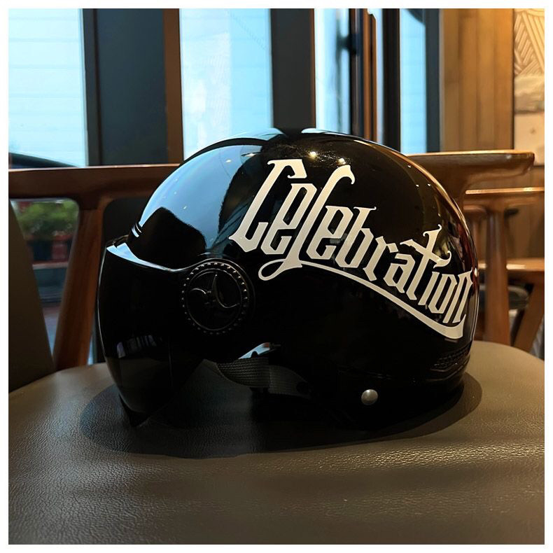 Newly certified safety helmet for electric motorcycles and scooters, suitable for men and women in all seasons, summer safety helmet, national standard, sun protection half helmet