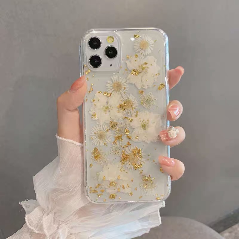 Suitable for iPhone 15 transparent adhesive dry flower white chrysanthemum flying swallow apple 14 gold foil floral_voghion.com