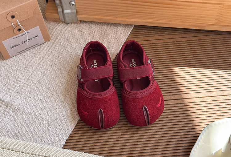 Sapatos de pele para menina estilo princesa coreano macios_voghion.com