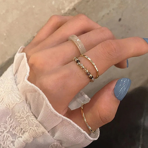 Retro ins Japanese and Korean colored beaded resin acetate plate French personalized index finger tail ring wavy ring set