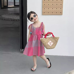女童連衣裙2024夏裝裙子洋氣吊帶裙毛球系帶紅格子連衣裙公主裙潮