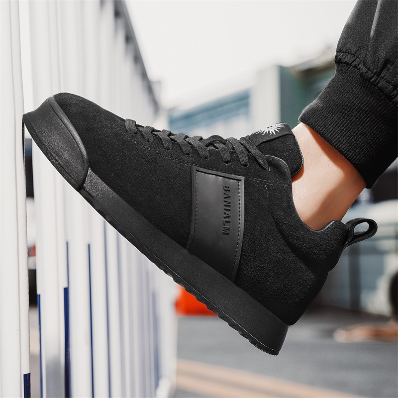 2025 diseñador zapatos Forrest Gump transpirables de terciopelo de vaca samurai de suela gruesa antideslizante herramientas al aire libre zapatos casuales para hombres