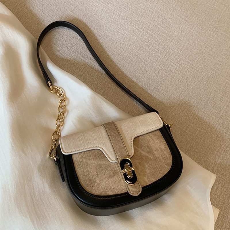 Bolsos de silla de montar de color pincelada de nicho para mujeres 2024 nuevos bolsos semicircular de alta gama bolsos de hombro único bolsos debajo de las axilas un envío