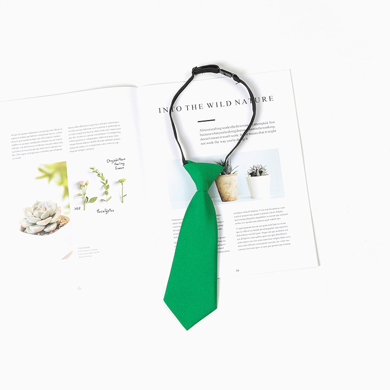 Accessorio per camicia stile college senza cravatta a righe, papillon verde scuro con fiocco e fiore per donna_voghion.com