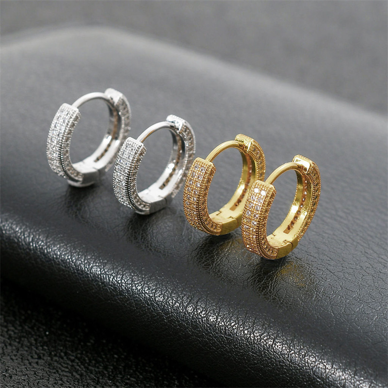 Summer New Style European and American Zircon Earrings for Women, Fashionable Hip-Hop Earrings, High-End Light Luxury Versatile Small Accessories with a Sense of Sophistication