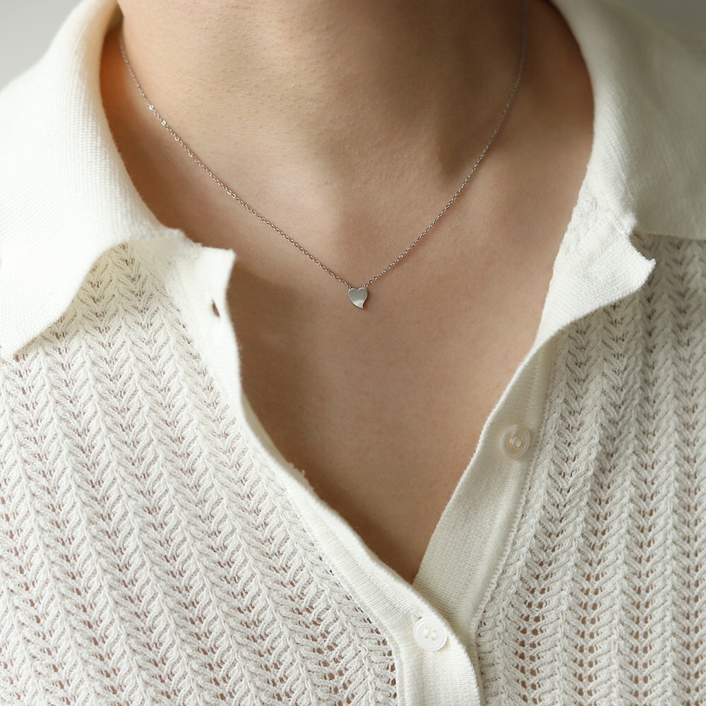 Simple Style Heart Shape Solid Color Titanium Steel Necklace 1 Piece