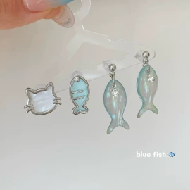 耳钉;耳环;耳圈