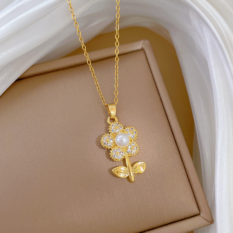 Parure collier et boucles d oreilles de luxe avec diamants_voghion.com