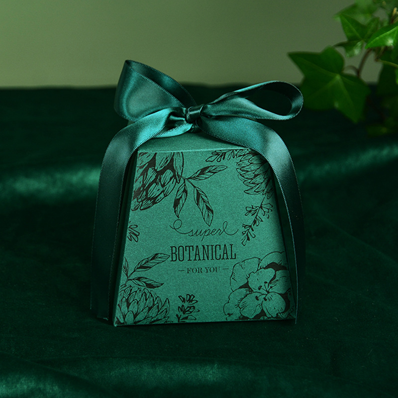 Creativo ins Mori Tarjeta Verde cartón boda dama de honor regalo de mano boda cinta verde oscuro caramelo pequeña caja de regalo