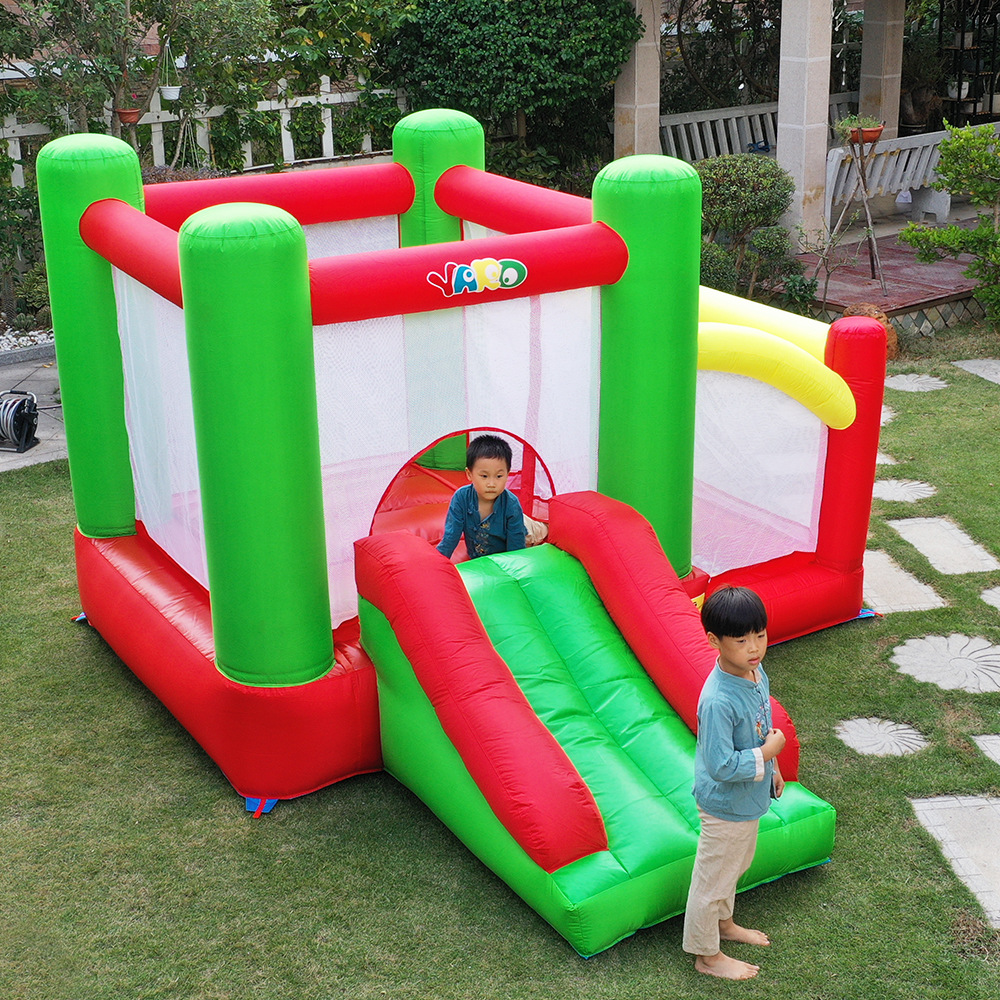 Children's inflatable slide, double slide, crocodile-shaped water play toy, large-sized, thickened PVC playground equipment for home and outdoor use.