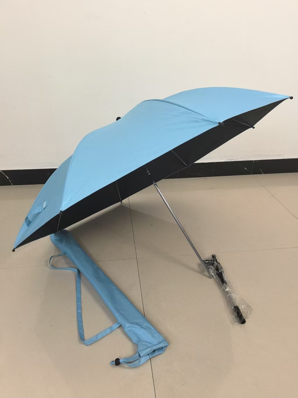 Silla de playa portátil para acampar sombrilla con clip de dirección 360 para acampar silla de pesca para acampar sombrilla